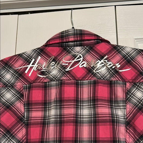 Harley-Davidson Pink and Black Blouse Casual Top - Picture 2 of 3